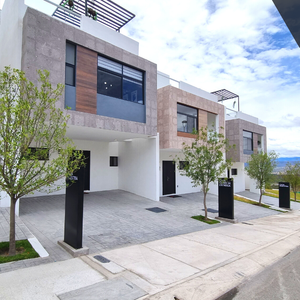 Departamentos en Altos Juriquilla Querétaro.